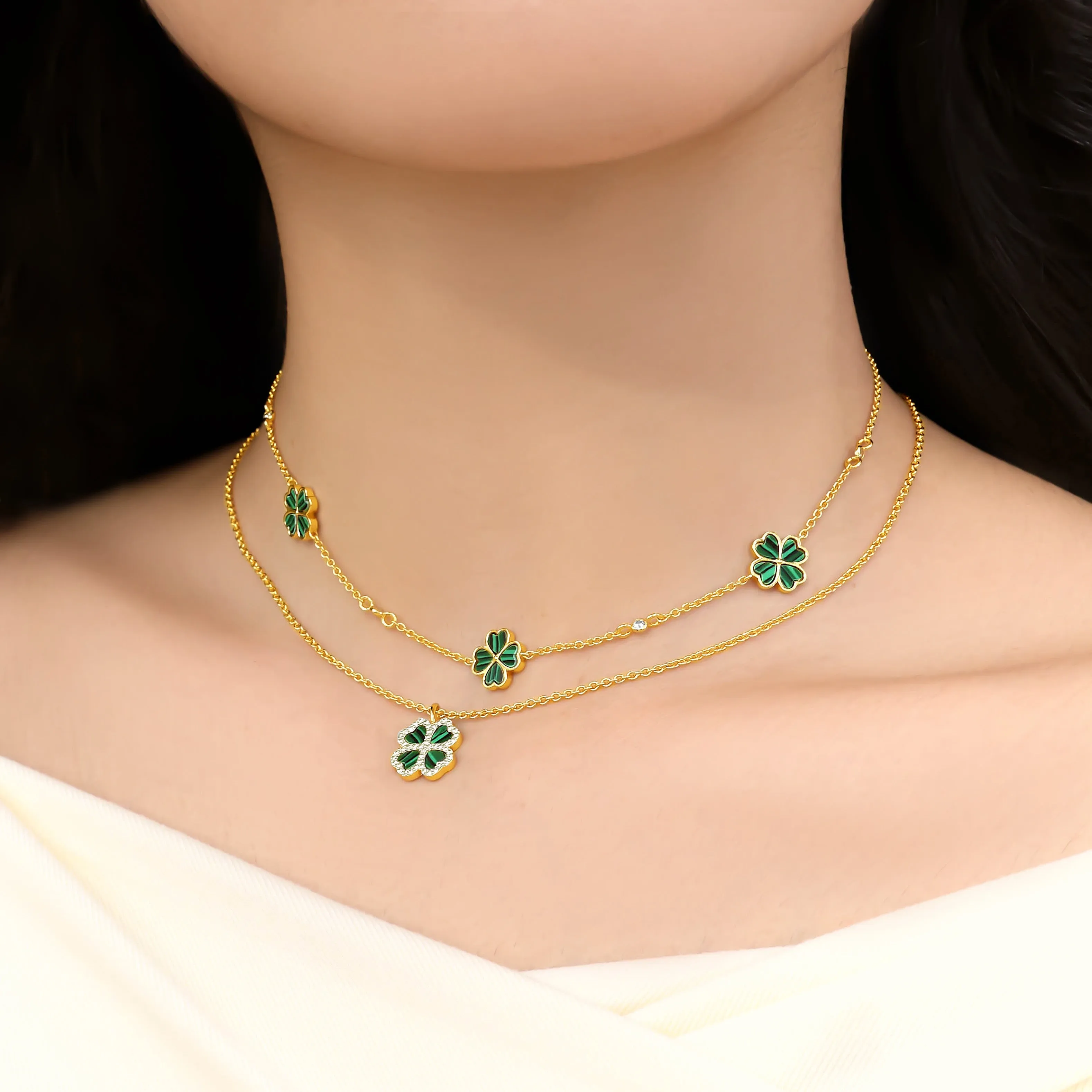 Lucky Emerald Clover Choker