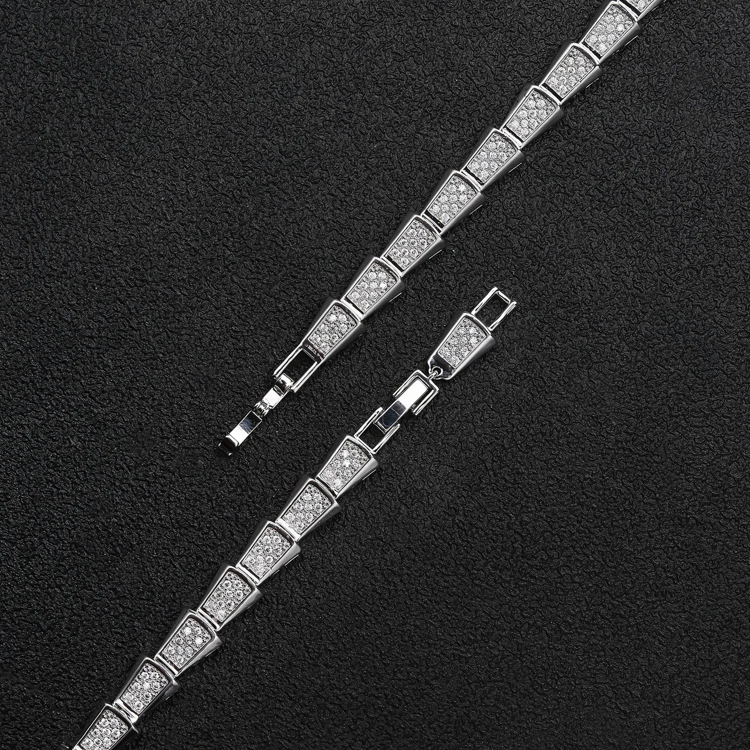 Pretty 5A Cubic Zirconia Silver Bracelet Chains for Women CK10146